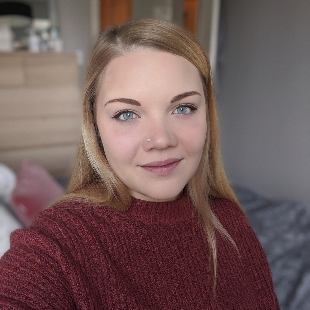 Meet your Posher, Isla